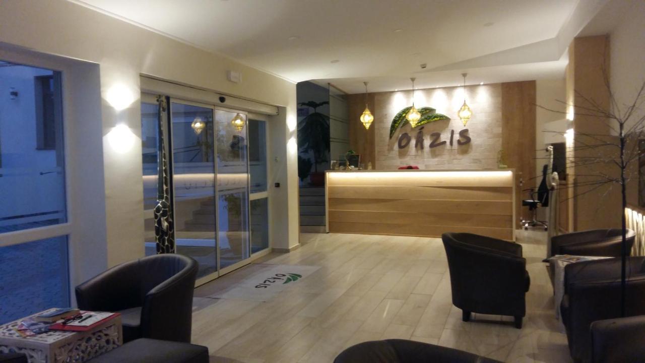 瑙吉考尼饶Oazis Panzio住宿加早餐旅馆 外观 照片